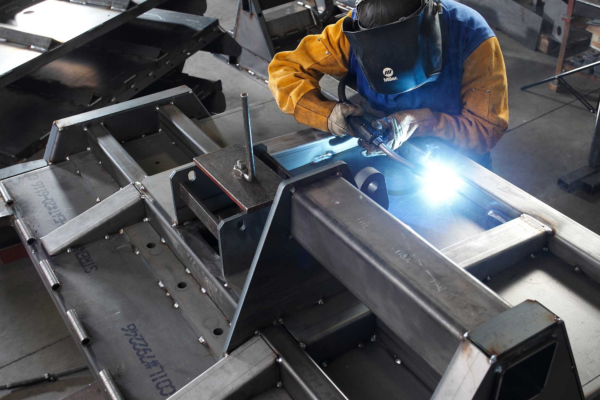 Manual Welding DeGeest Corporation